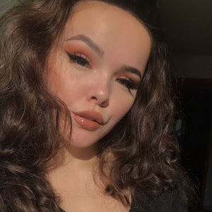 Meet your Posher, Jillian